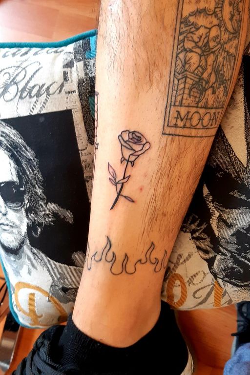 Flash tattoo