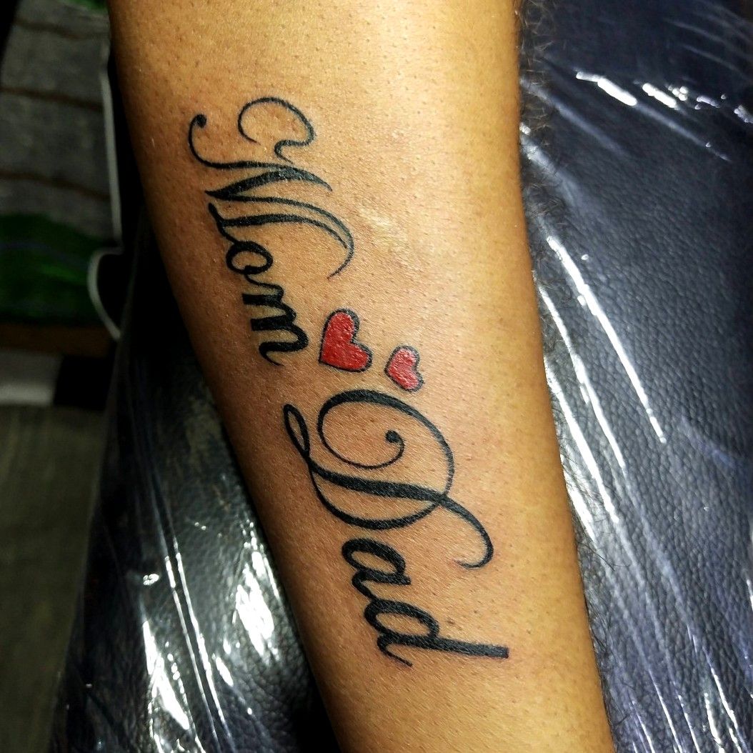 Mom Dad Tattoo Designs on Hand6  TheBlogRill