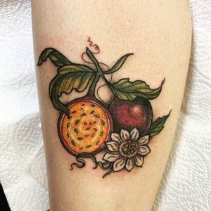 Passionfruit tattooDone by @bloodflowerstattooAt @fatfugu tattoo and piercing parlour in Northampton 