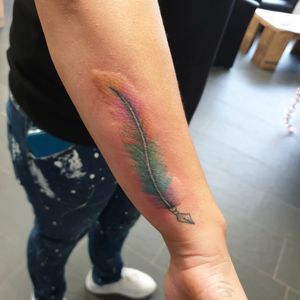 Watercolour feather coverup #watercolortattoos #feathertattoo #coveruptattoo 