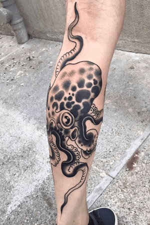 We’re not squidding, we octolutely cannot wait for Alex Badea (@_alexbadea_) to be in the studio! 🦑 If you would like to book with Alex, send us an email, including your reference images!