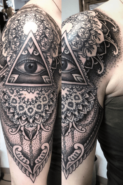Free hand mandala ornamental tattoo. Second session by this sleeve 