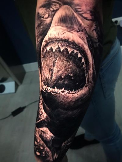 Explore the 8 Best Shark Tattoo Ideas (November 2019) • Tattoodo Explore the 8 Best Shark Tattoo Ideas (November 2019) • Tattoodo