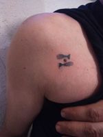 Pisces tattoo #Piscestattoo #Pisces #shouldertattoo #tinytattoo #coupletattoo #lovetattoo #tattoswithlove #makingmagic #dotworktattoo #tinydots #dotwork #blacktattoo #Piscis #zodiactattoo #zodiacsign #zodiac #Zenkyink #Zenkyinktattoo #haciendomagia #tatuajesconamor #tatuajedepareja #hombro #zodiaco #signozodiacal #tatuajespequeños 🇲🇽Juarez, Chihuahua México 🇲🇽 6561318305 Tattoodo.com/Zenkyink Fb.com/Zenkyink Instagram @Zenkyink