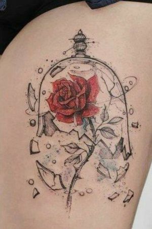 Terrible picture I know but I would die to be able to have this amazing design tattooed on me. Unfortunately I do not know who the artist is in order to credit, please don't crucify me.