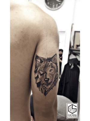 #malaysia #malacca #dataranpahlawan #catsoultattoo #edenpalacetattoo #tattoo #tattoos #ink #inks #tattooideas #tattooidea #tattoostyle #tattoostyles #tattooink #tattooink #colourtattoo #blackandgreytattoo #lovetattoo #pipesun #evewai Wolves don't hunt singly, but always in pairs. The lone wolf was a myth.