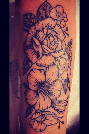 #flowers #tattooartist #tattoochile
