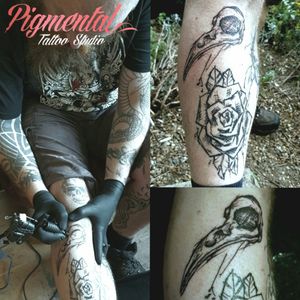 Tattooing Myself 🤘Gotta pass the free time somehow 😁Sketch Leg Sleeve In Progress - #Crow #Skull #CrowSkull #BirdSkull #SkullTattoo #Sketch #SketchTattoo #SelfTattoo #SelfTattooing #SelfTattooed 