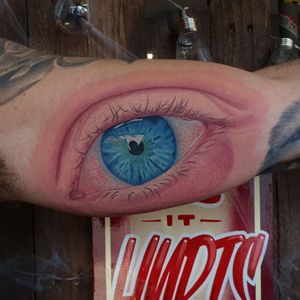 Not my usual but thought I'd post.☆♡☆#eye #eyetattoo #eyetattoos #tattoo #tattoodo #tattooeye #blueeyes #tattoomania #tattooshop #tattooedboys #tattooink #fusionink #fusion #fusiontattooink #inkjectanano #inkjectatattoomachines #realistic #daughterseye #tattoolife #hellotattoomed ##tattoomodel #tattooidea #tattooedmodels #tattooartistmagazine #uktta #tattooed_body_art #tattoosociety #tattoolove #lostsoulsociety #skindeep