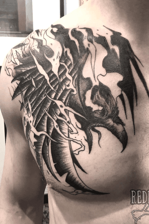 Burnin crow by redfoxten ink Lyon #tattoo #tattoos #lyon #crow #blackwork