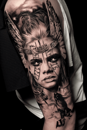 Viking ! Follow me on Instagram Sampaguitajay_tattoo !! For an appointment you can send my an email on jaytattooart@gmail.com #tattoo #blackandgreytattoo #tattoodo #tattooartist #artist #sunskinetattoo #worldfamousink #tattoolifemagazine #inkedmag