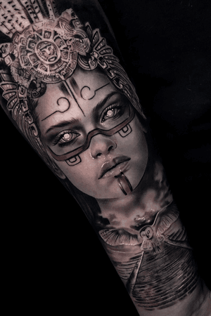 Aztec warrior ! Follow me on Instagram Sampaguitajay_tattoo !! For an appointment you can send my an email on jaytattooart@gmail.com #tattoo #blackandgreytattoo #tattoodo #tattooartist #artist #sunskinetattoo #worldfamousink #tattoolifemagazine #inkedmag