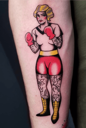 Traditional boxing girl by @jamienadalin #traditional #boxer #boxing #girl