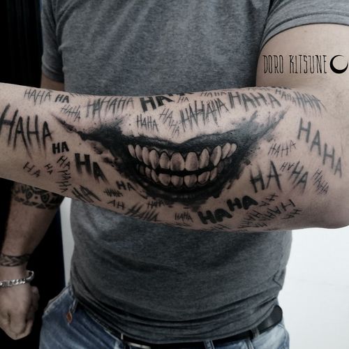 Tattoo Uploaded By Doro Kitstune Joker Smile Laugh Laughs Batman Tattoodo