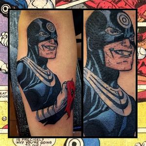 Bullseye... #geektattoo #geekedouttattoos #geeksterink #geekytattoos #comicbooktattoo #nerdytattoos #nerdtattoo #nerdtattoos #brightandbold #traditionaltattoo #realtattoos #realtraditional #tattoos #tattooflash #neotraditional #solidtattoo #lasvegastattooer #daredevil #marvelcomics #marveltattoo #bullseye 