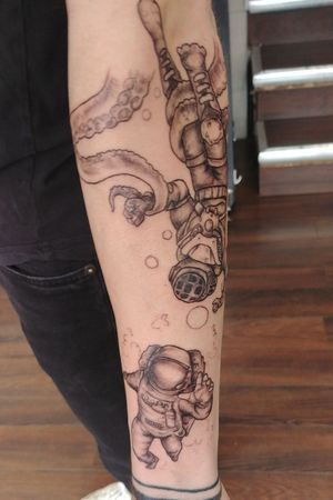 Start of a gnarly nautical space sleeve