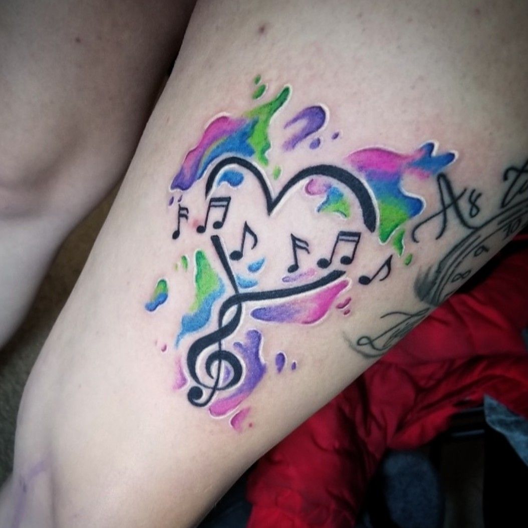 42 Good Music Heart Tattoos On Wrist