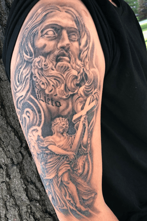 Jesus & Angel piece made in two days in 2018 over two back-to-back sessions, approximately 12-13 hours total. This photo was taken 2 days into healing which you can see in the flakiness if you zoom in. 
