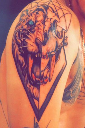Drove 45 minutes for this house call saber tooth geometric piece