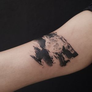 Brush stroke tattoo, “ Email : hanutattoo@gmail.com ,, ▫️HANU▫️ #tattoo #tattoodo #inked #ink #brushstroke #brushstroketattoo #brushtattoo #Korea #hanu