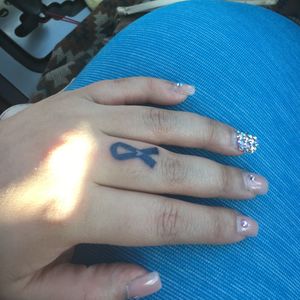 Tiny finger tatt