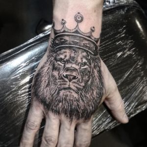 "Lion the King" from Nordic Ink Festival (October '19)▪#тату #лев #trigram #tattoo #lion #inkedsense 