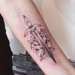 The knife by me✨ 5-7 December MOSCOW. All tattoos per 50$🐁