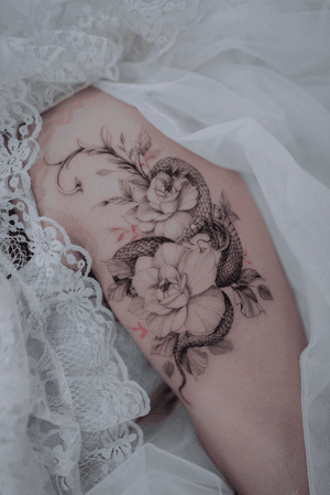 roses and a snake