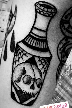 tatuaje a mano sin maquina. #handpokedtattoo  #mardelplata 