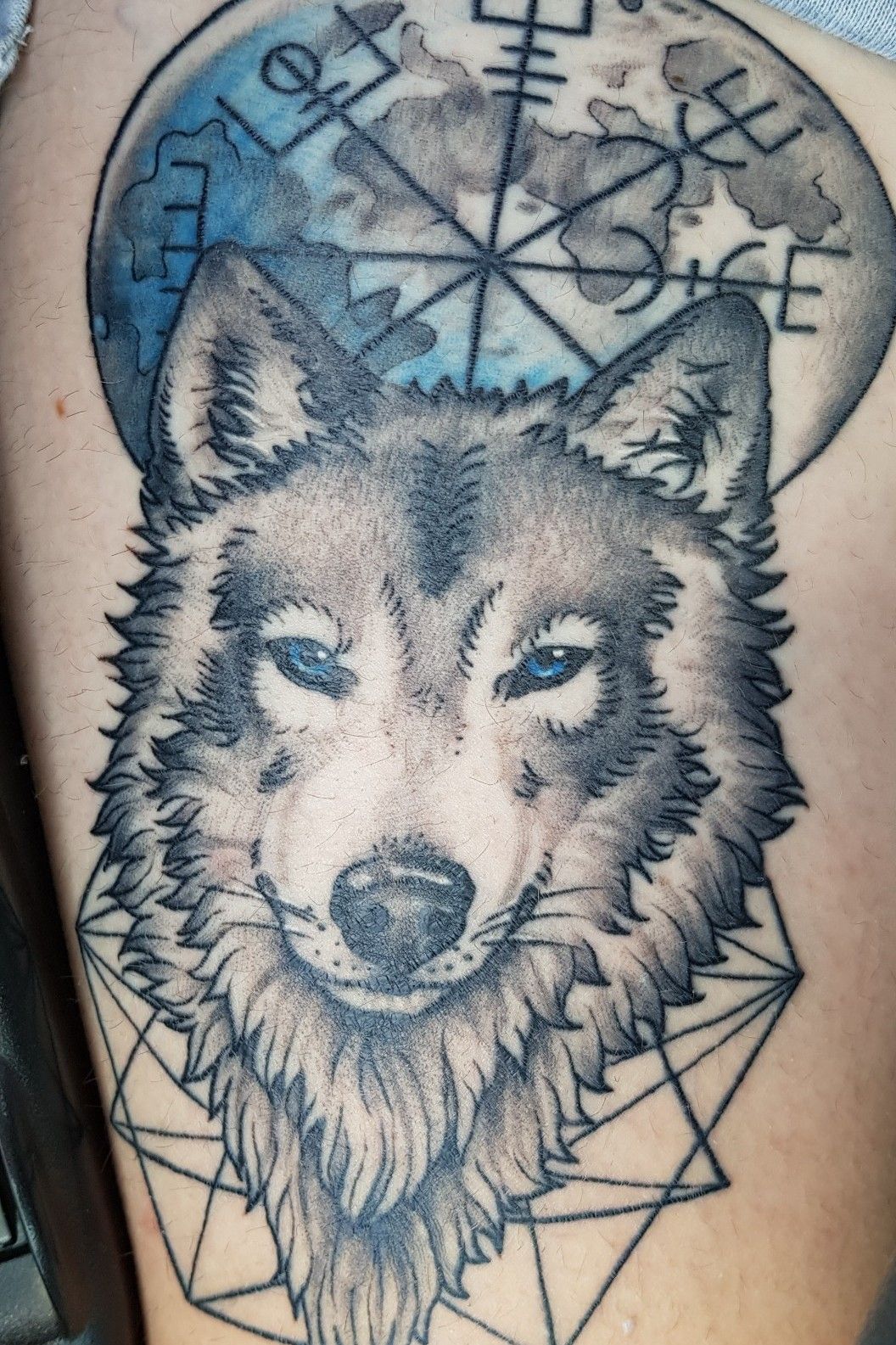 Tattoo Uploaded By Gerhard Louw Wolf With Geomerric Shape And Blue Moon Vegvisir Tattoodo