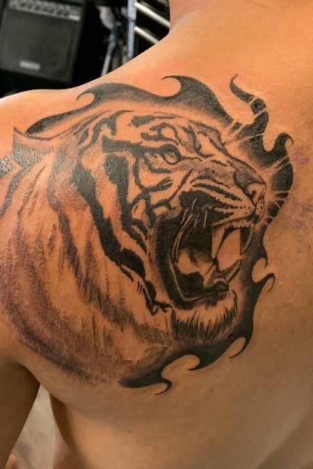 Flash tattoo