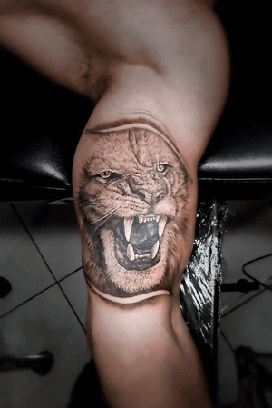 #blackandgrey #realistic #lion #tattoo 