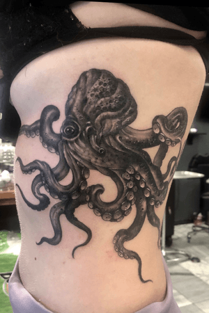 Octopus. Black&grey