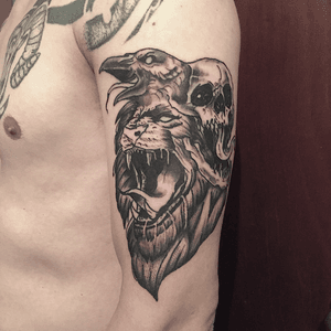 🦁💀 #tattoo #tattooart #tattoodesing #black #tatuaje #diseñotatuaje #dotwork #blacktattoo #skulltattoo #darktattoo #liontattoo #animaltattoo