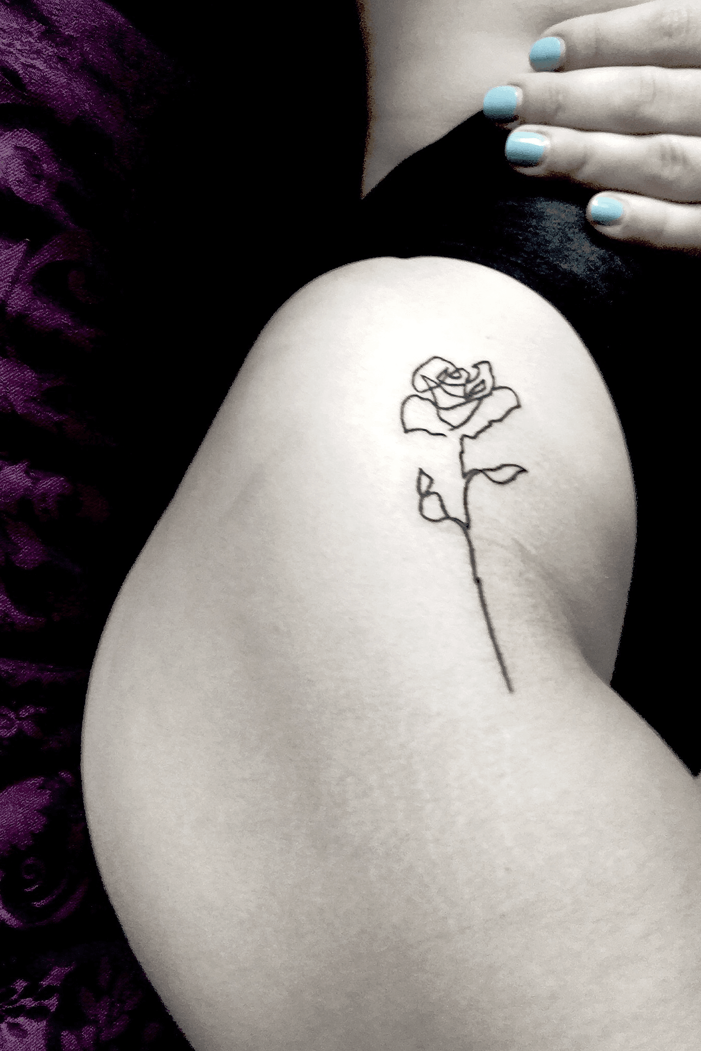 Rose flower on white background One line drawing styleTattoo idea  6637730 Vector Art at Vecteezy