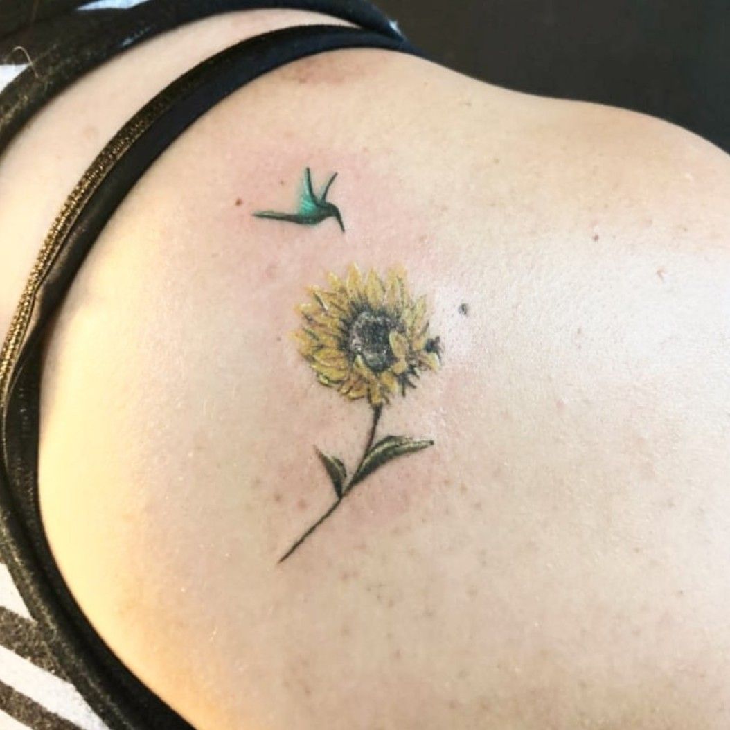 Watercolor sunflower and hummingbird tattoo  Sunflower tattoo small Sunflower  tattoos Hummingbird tattoo watercolor