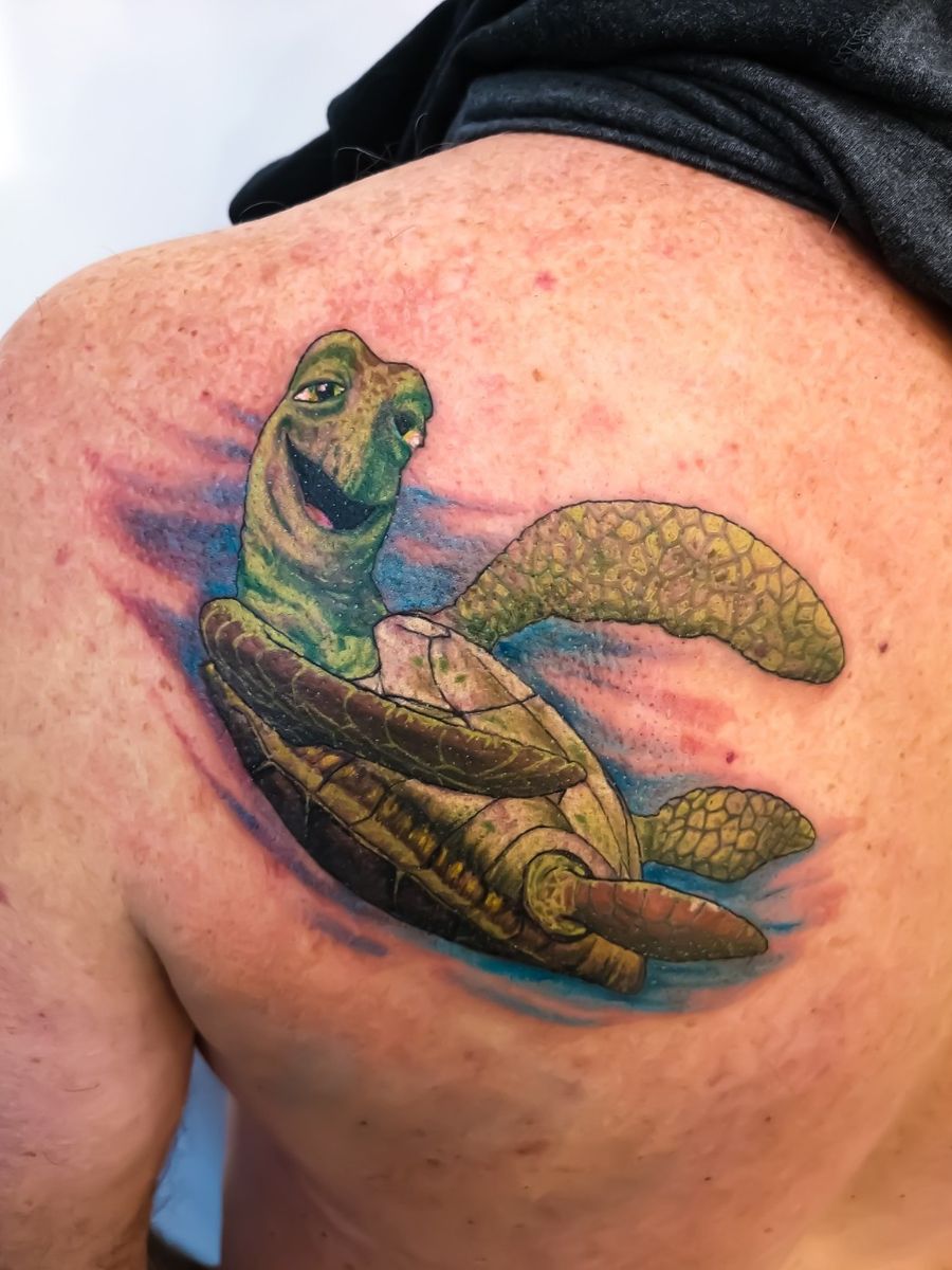 Tattoo Uploaded By Doug Mundy Underwatertattoo Turtle Findingnemo Disney Watertattoo Tattoodo