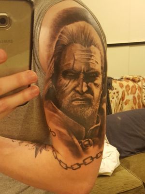 Witcher Geralt Arm