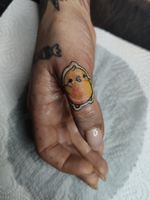 Small chicken finger tattoo sticker 🔥🔥🔥 #tondriktattoo #ucernekotvy #stickertattoo #fingertattoo #tattoodo 