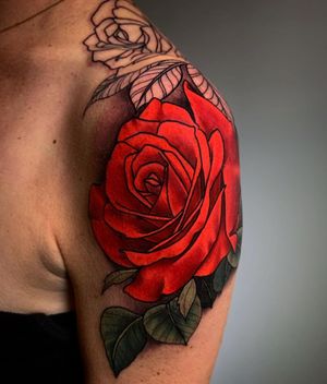 Neo-Traditional tattoo by Solemn Tattoo of Loveless Tattoo in Montreal #SolemnTattoo #LovelessTattoo #neotraditional #neotraditionaltattoo #color #artnouveau #artdeco #montreal #canada #rose #flower #floral