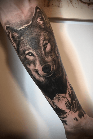 #wolf #tattoo #ink #wolftattoo #mystyle #realism #realistic #tattoodesign