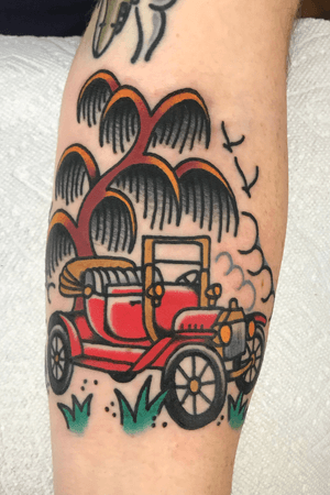 Traditional Old School Ford Model T.#traditionaltattoos #traditionaltattoo #traditional #AmericanTraditional #oldschool #oldschooltattoo #oldschooltattoos #ford 