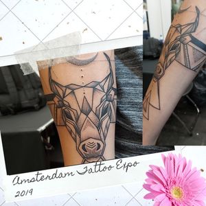 Bull Head geometric dot work