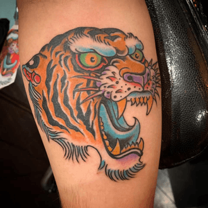 Tough Tiger Tattooed in Kansas City!