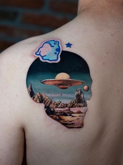 Planet, skull, soju frog.