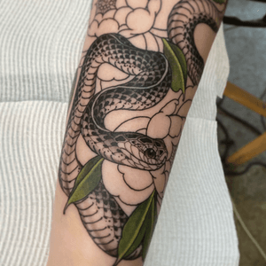 Snake and flowers in progress 