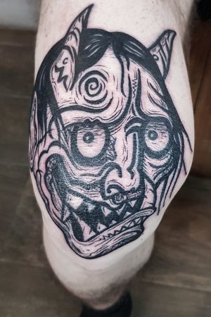 Hanya Mask Tattoo - Knee
