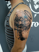 #skull #skulltattoo #victoriadenske #kyivtattoo #kievtattoo #tattooedukraine #ink #inked #graphictattoo #linework #whipshading #saint #tatt #tattoo #tattooart #tattooer #tattooed #inkstinktsubmission #tattoos #black #bodyart #instatattoo