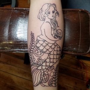 You know, we often hear about the siren songs, and the mermaids dragging sailors down into the deep...so maybe what we always thought were mermaids are actually maneaters? Thanks for taking this steely siren on a new adventure @tabithadawsontattoo! Can't wait to add the color 🖤 . . . . . . . #tattoo #tattoos #tattoooutline #maneater #mermaid #bodyart #flashtattoo #ladytattooer #tattoomaven #mermaidtattoo #kcmotattooartist #kctattoos #kansascitytattoo #westbottomskc #mermaids #artist #kansascitytattoos #kansascity #skinart #mermaidtattoos #tattooartistsofinstagram #tattooer #westbottoms #feministtraditional #lineworktattoo #reneespringertattoos #feministtattoo #kansascity #feministaf #reneespringerart
