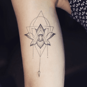 Geometric fine line lotus tattoo - Tattoo Chiang Mai    #linework #geometric #fineline #lotus #instatattoo #Tattoodo #tattooist #tattooartist #tattoolife #btattooing #ChiangMai #tattoochiangmai #tattooartistchiangmai #tattoostudiochiangmai 